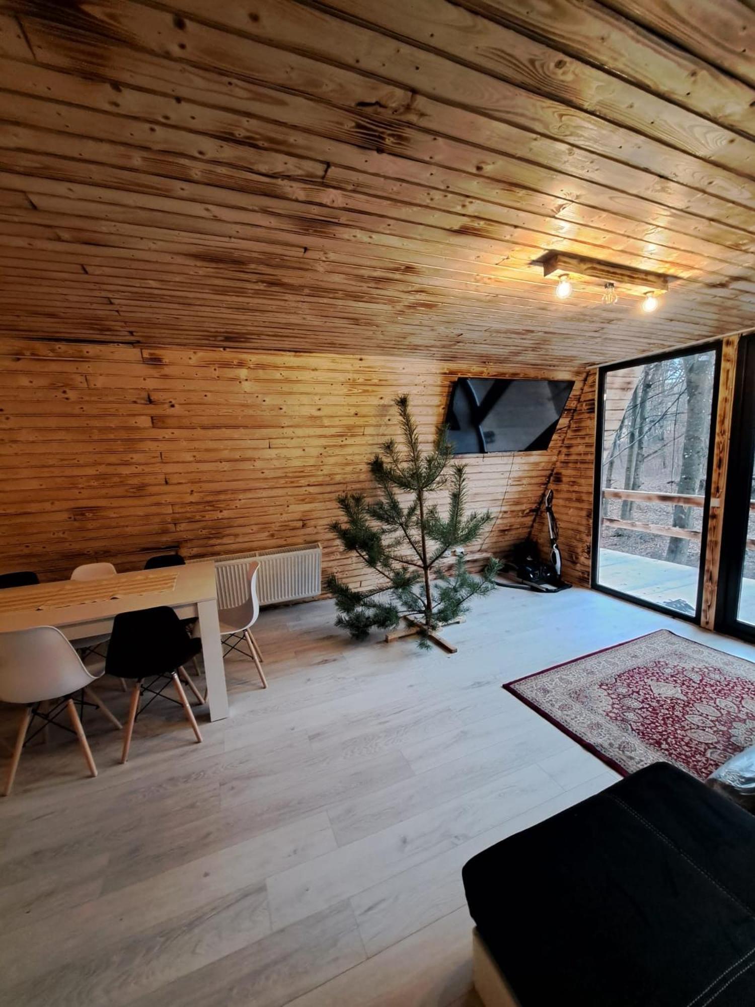 Cabanaaframe Curtea de Argeş المظهر الخارجي الصورة